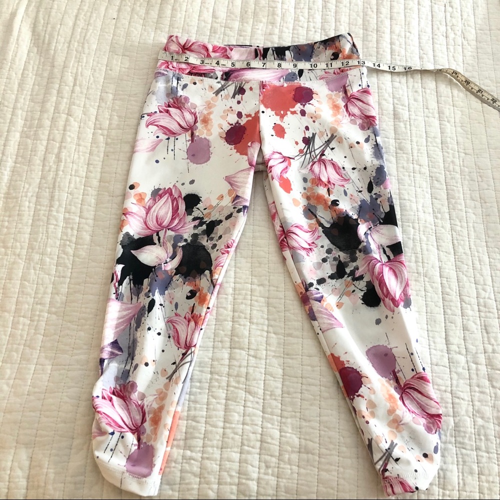 Jala floral gym capris leggings